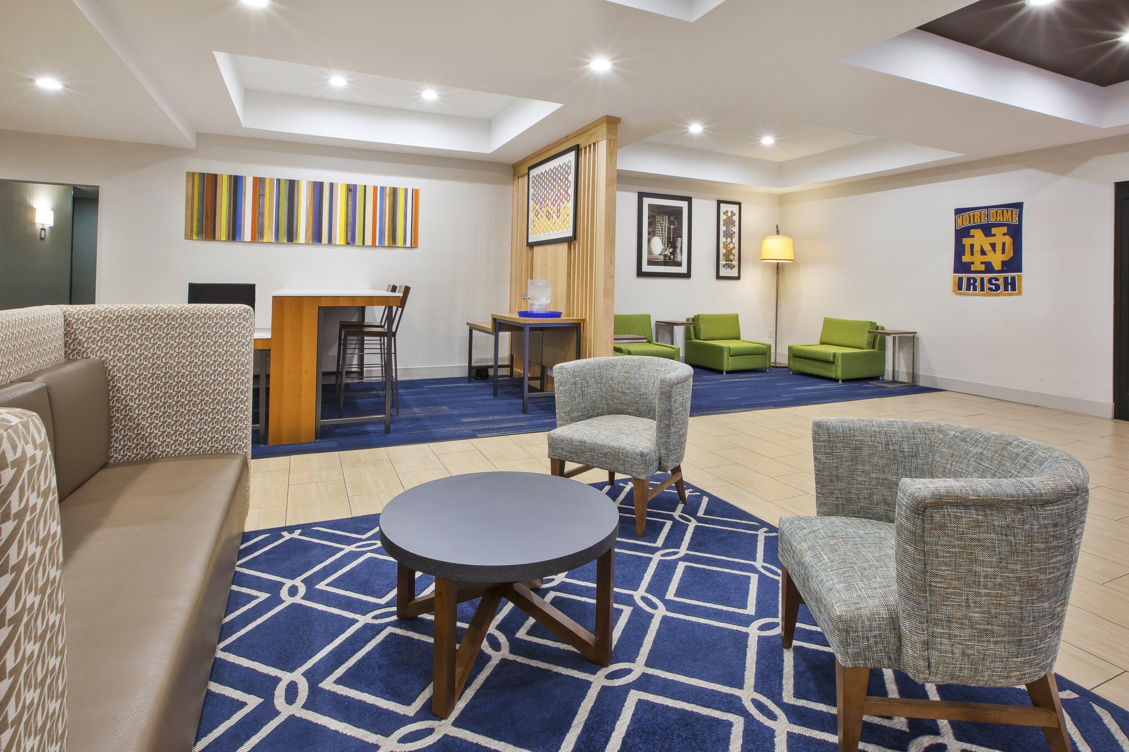Holiday Inn Express Niles By Ihg Luaran gambar