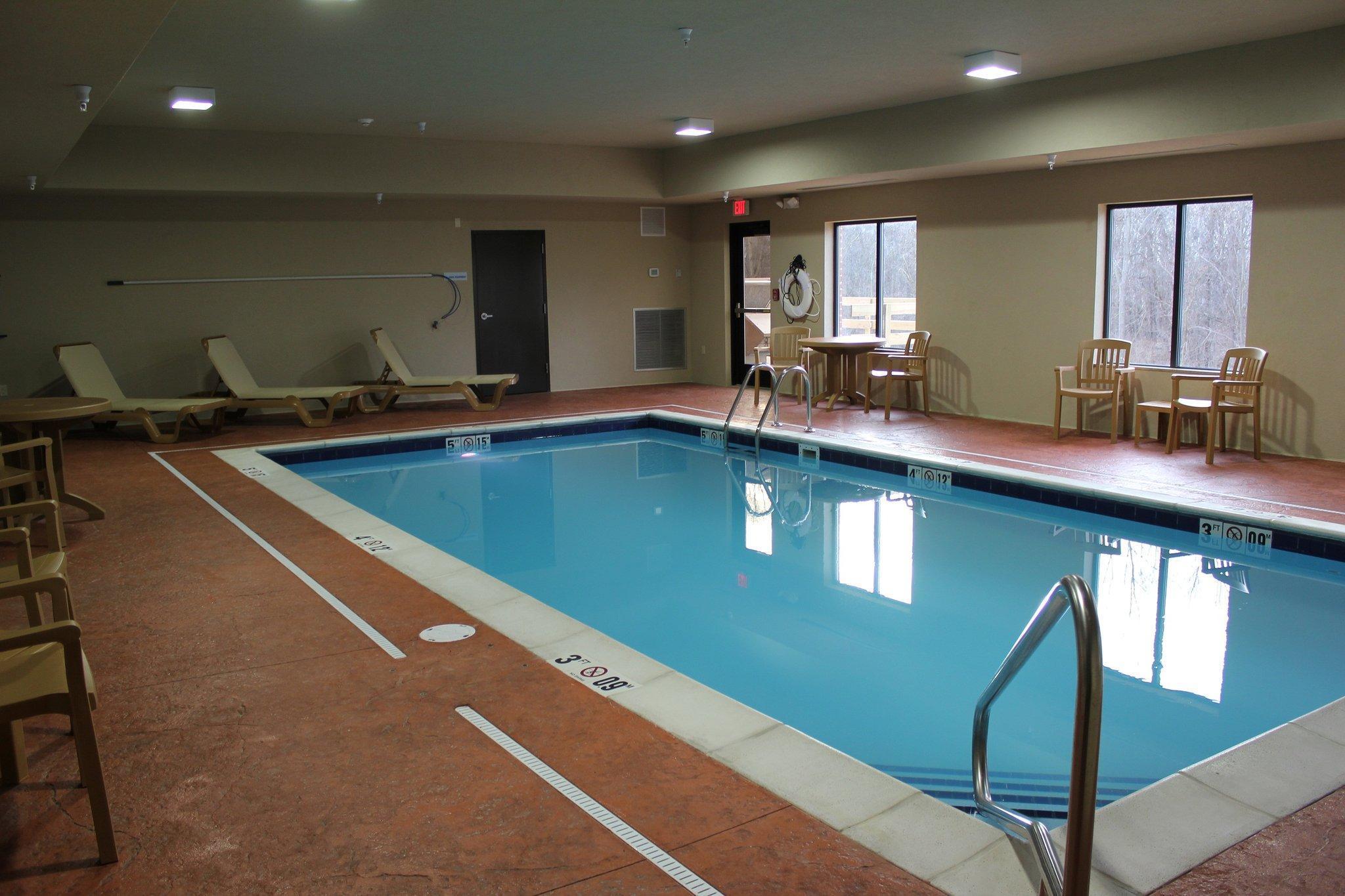 Holiday Inn Express Niles By Ihg Luaran gambar