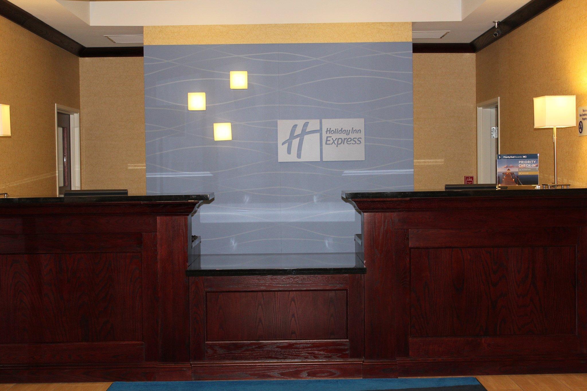 Holiday Inn Express Niles By Ihg Luaran gambar