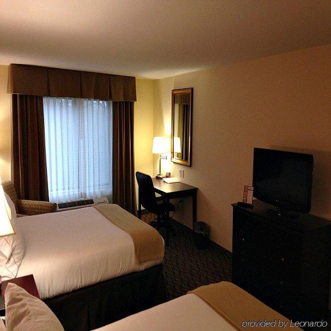 Holiday Inn Express Niles By Ihg Luaran gambar